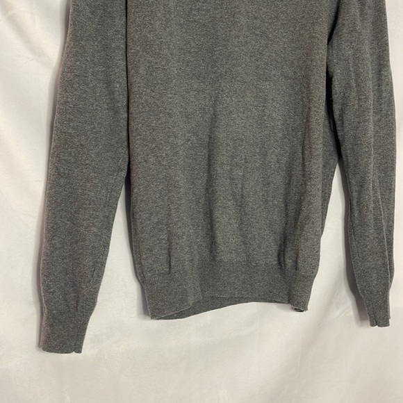 FOXCROFT MENS V-NECK KNIT SWEATER (M) - Picture 3 of 6